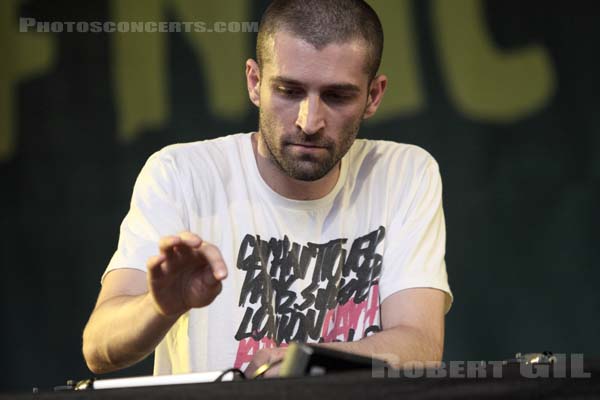 BEAT TORRENT - 2009-08-15 - PARIS - Parvis de l'Hotel de Ville - 